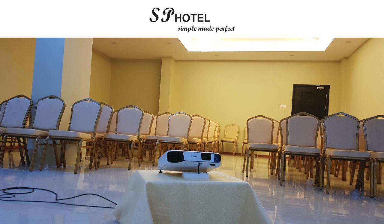 Sp Hotel Batu Aji Экстерьер фото