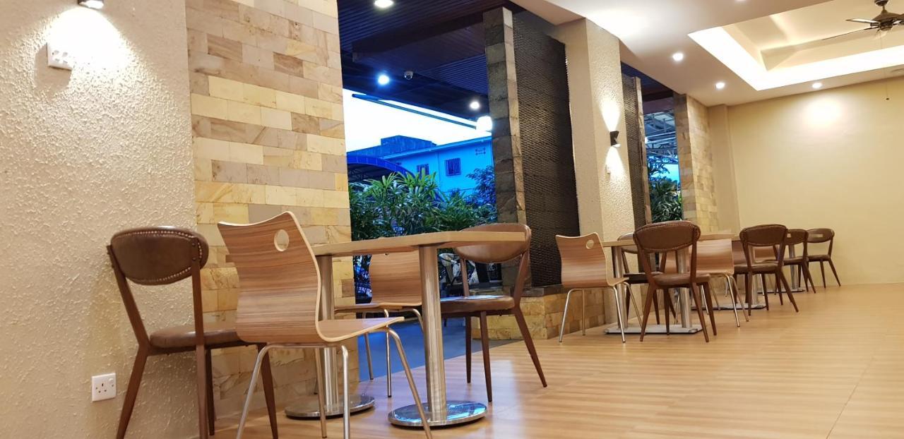 Sp Hotel Batu Aji Экстерьер фото