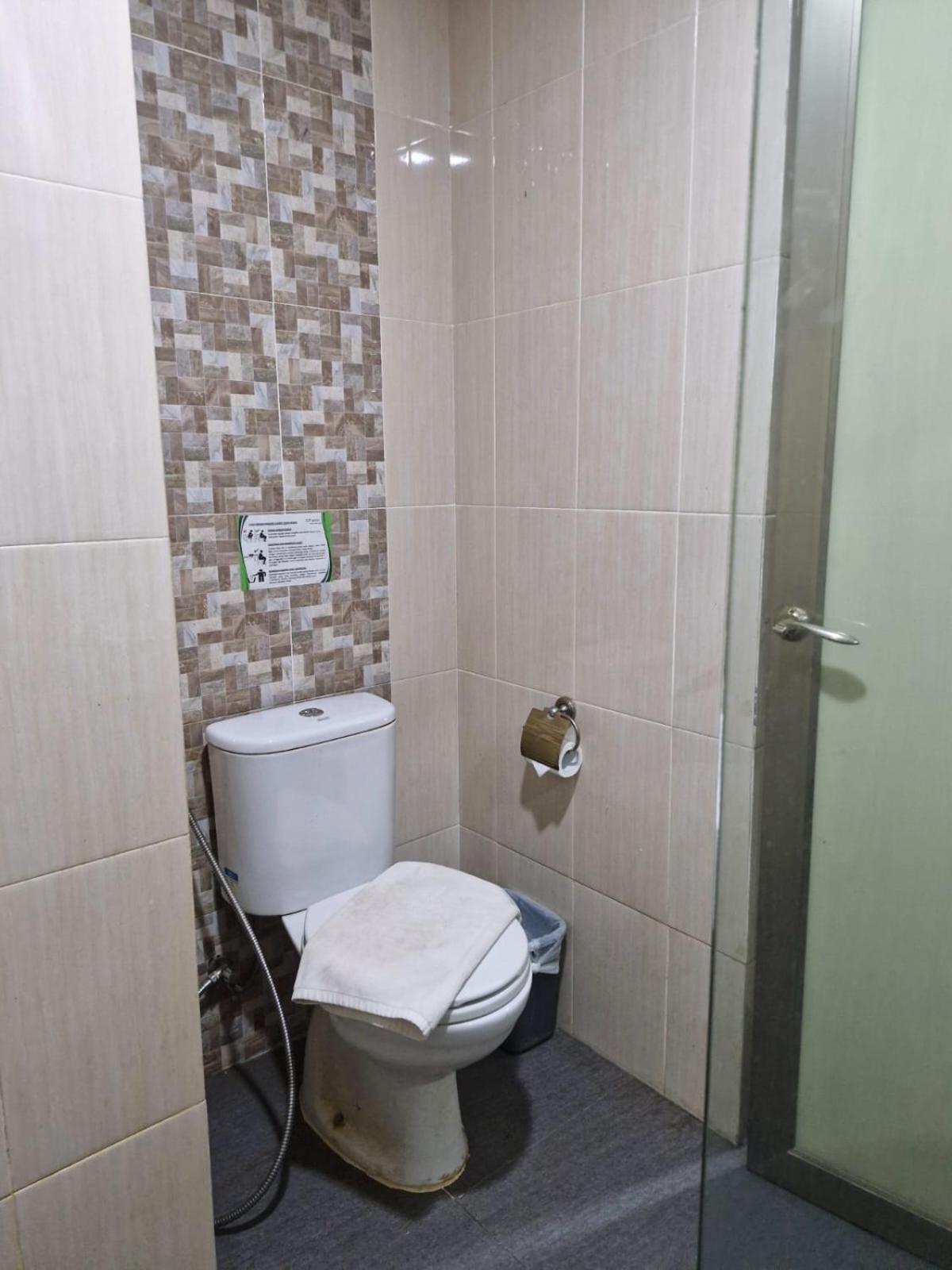 Sp Hotel Batu Aji Экстерьер фото
