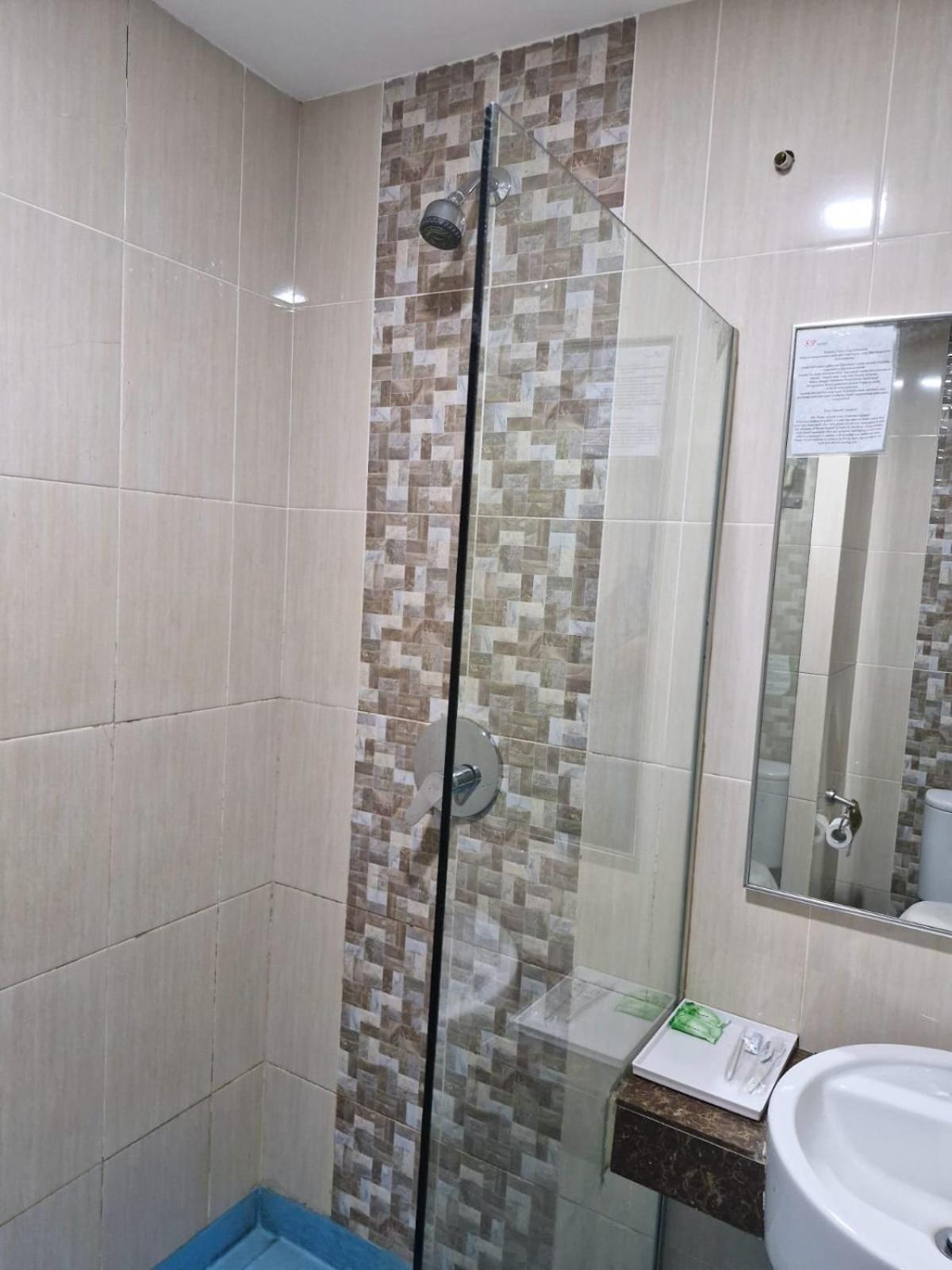 Sp Hotel Batu Aji Экстерьер фото